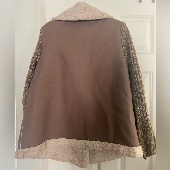 Sherpa and knit jacket 2XL - Picture 4 of 4